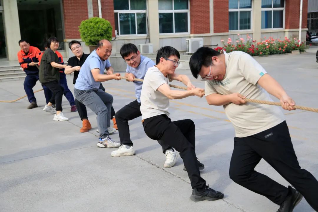 Весенние спортивные соревнования Shanghai SANME Co., Ltd. 2025 года — стартовали предварительные соревнования по перетягиванию каната и баскетболу!