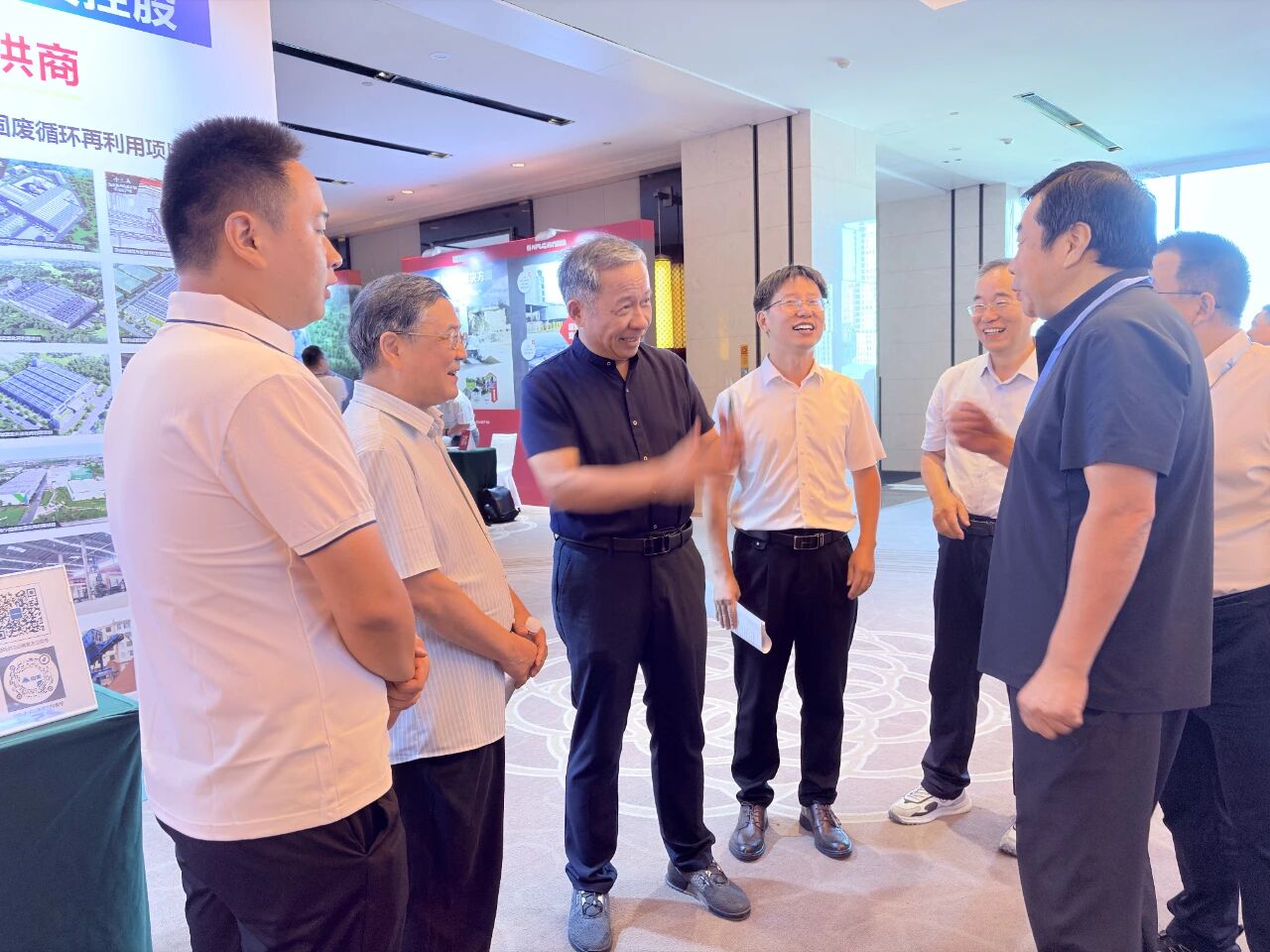Расширение цифровых возможностей · Зелёная трансформация | Shanghai SANME Co., Ltd. поздравляет с успешным проведением Биржевой конференции по управлению строительными отходами и использованию ресурсов 2025 года